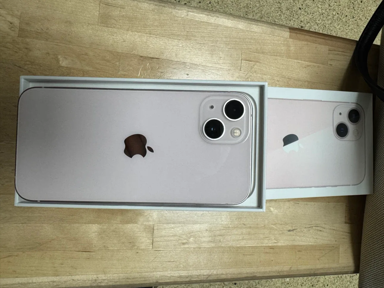 Apple iPhone 13 Pink - photo 4