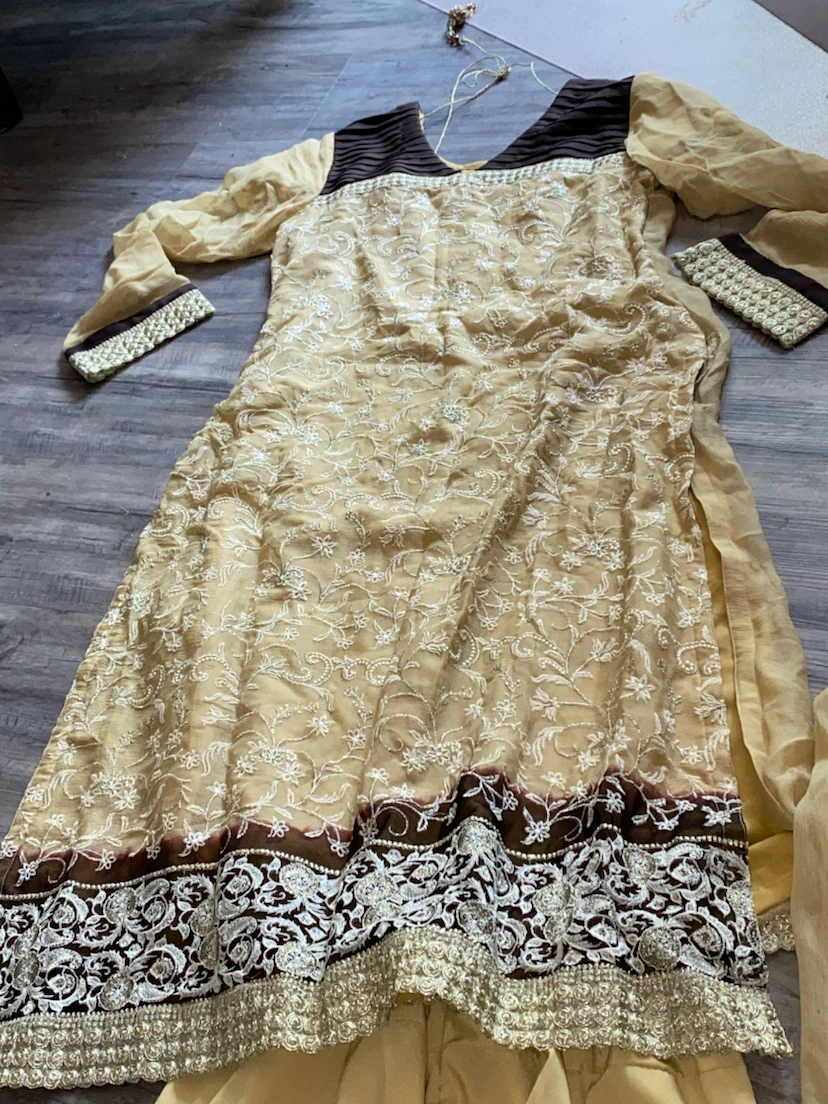 3-piece Women's Salwar Kameez Set - photo 4