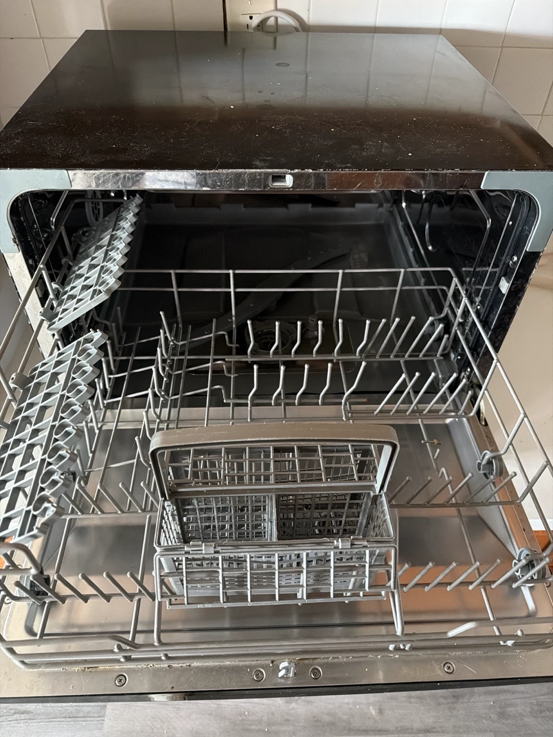 Comfee Compact Dishwasher - photo 3