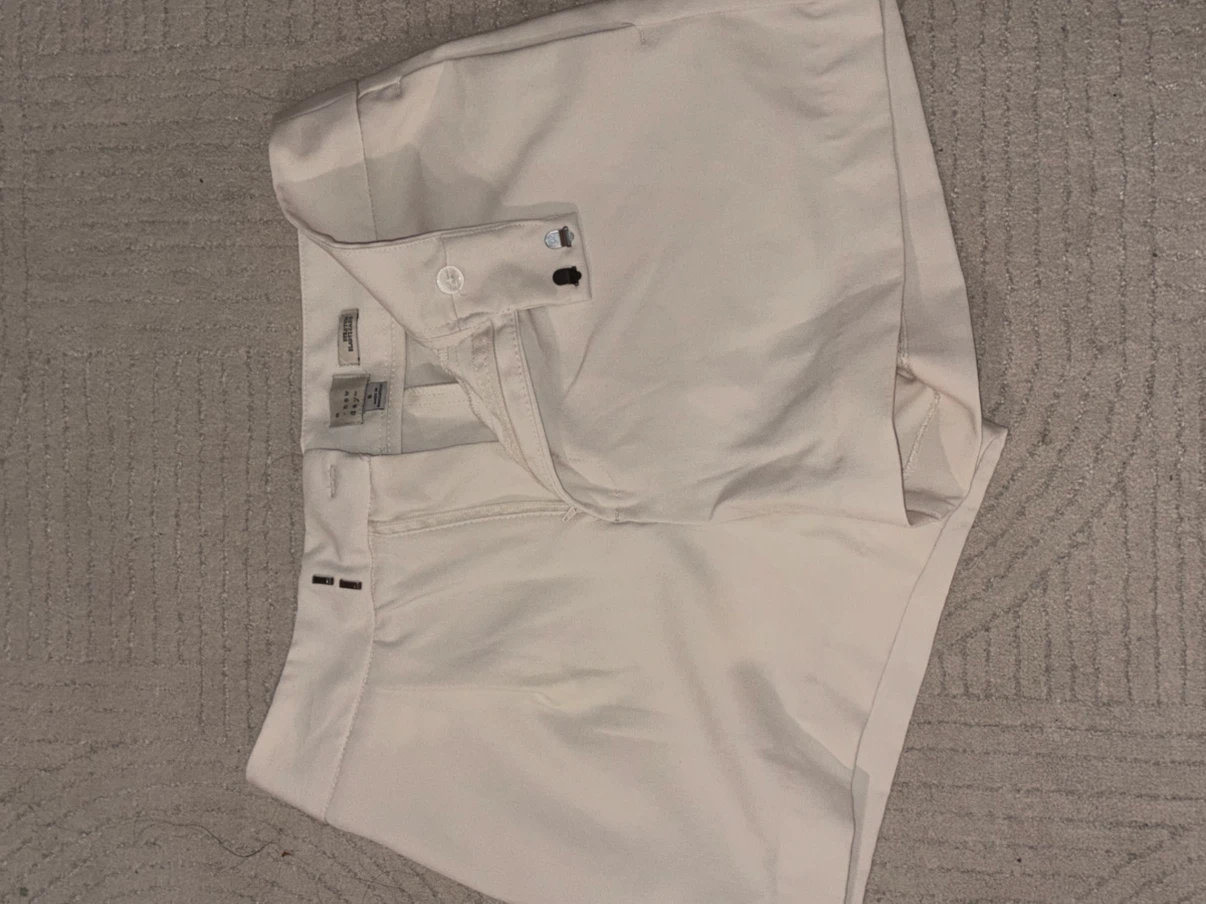 A New Day Women's White Shorts Size 4