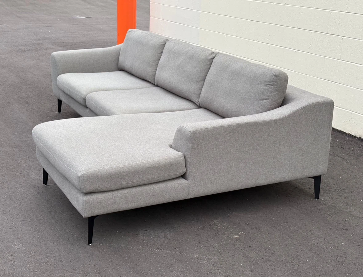 AMAZING SECTIONAL IN GREAT CONDITION - photo 2