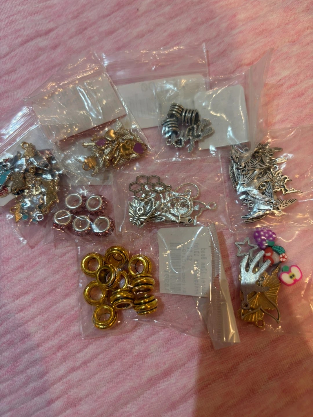 Free friendship bracelet making beads & supplies - photo 4