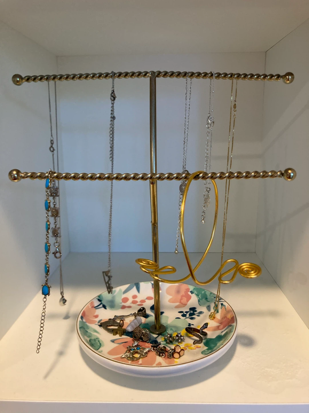 Cute Jewelry Stand with Floral Dish
