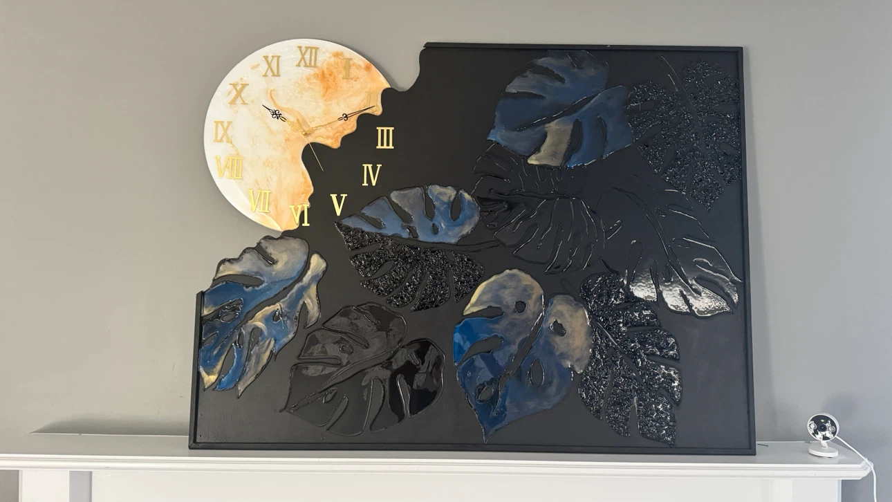 Wall Art with Clock - photo 2