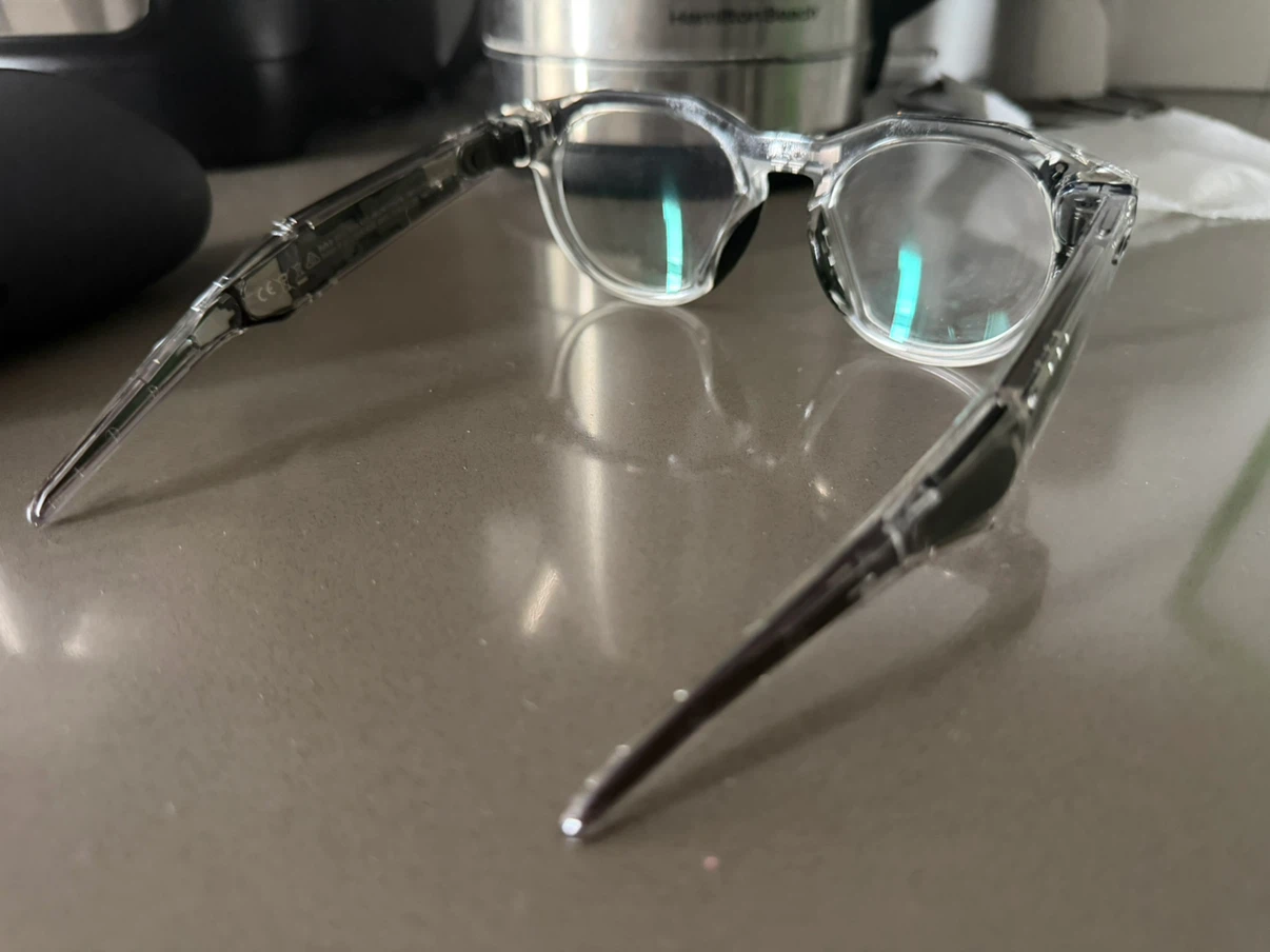 Clear Oakley Meta HSTN Transitions® AI Sunglasses