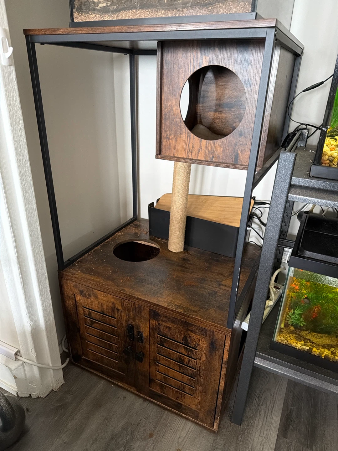 Wooden Cat Condo and Litter Box Hider with Scratching Post