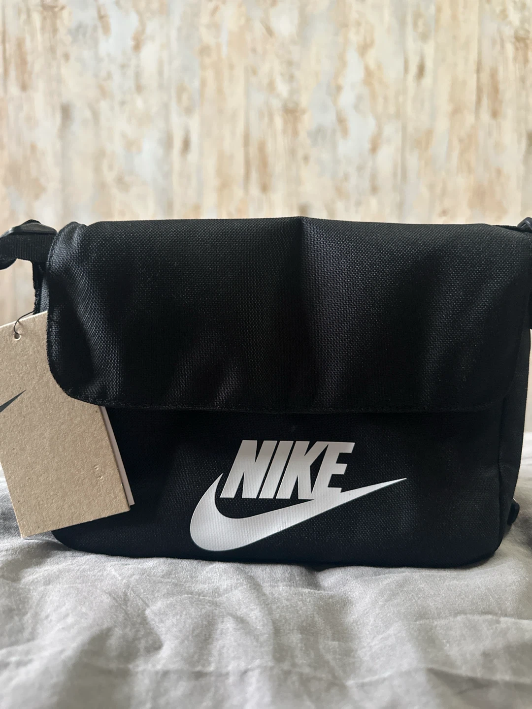 Nike small body bag