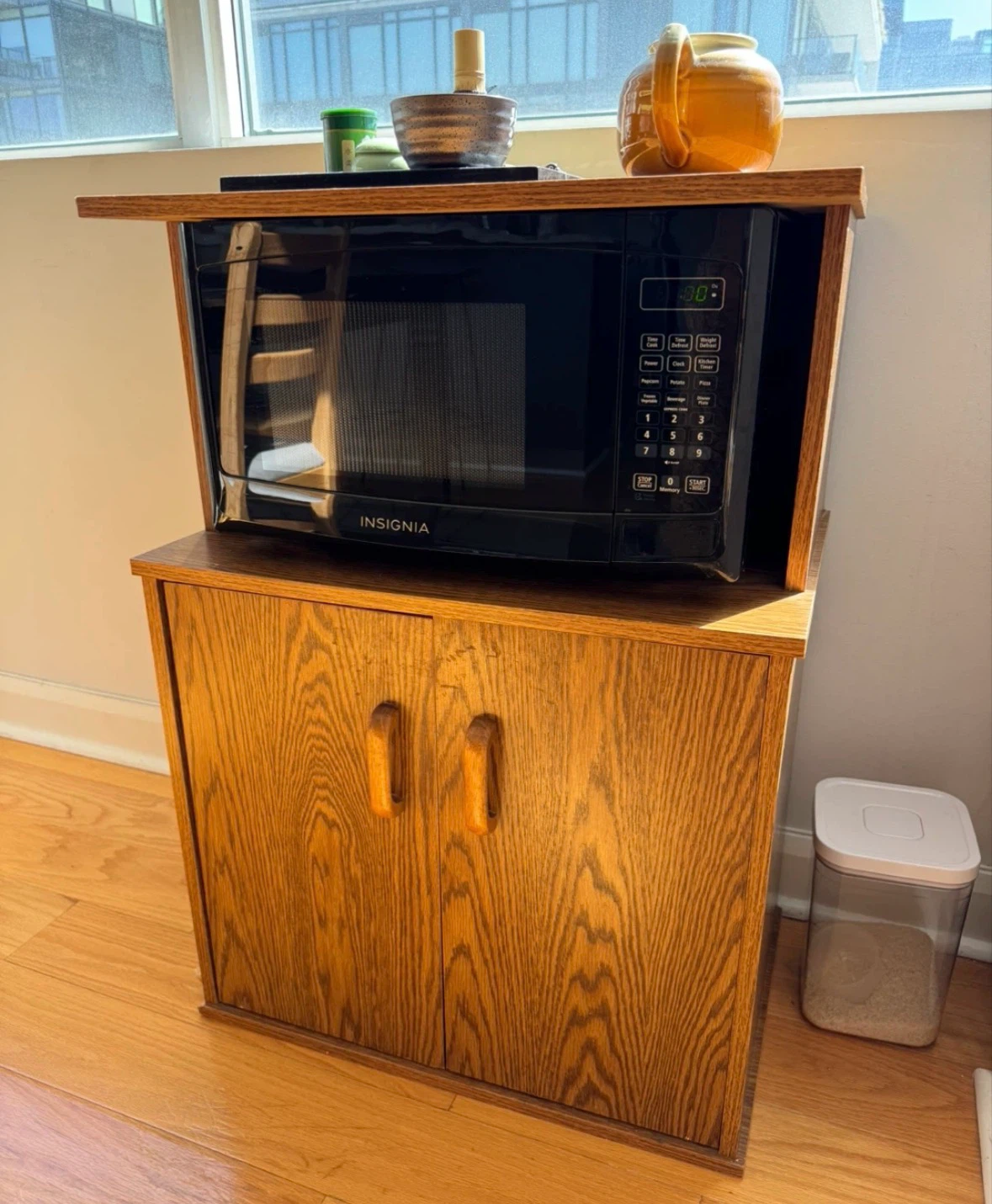 Insignia Microwave for sale - like new!