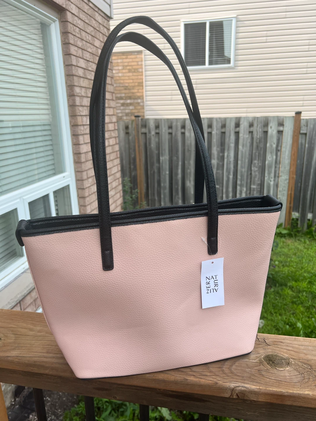 BNWT Naturalizer tote bag