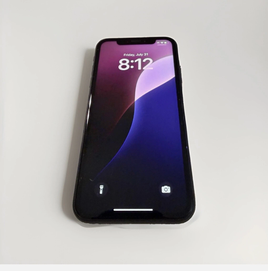 iPhone XR -64 GB