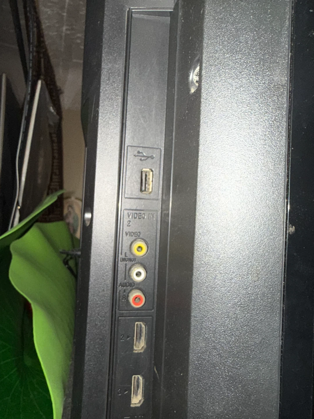 Sony BRAVIA Flat Screen TV - No Controller - photo 3