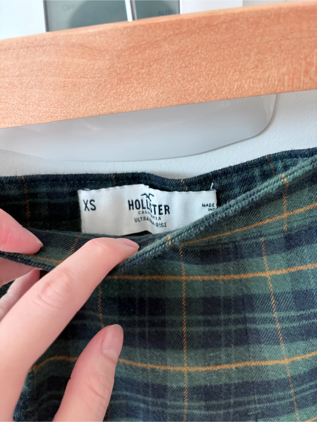 Hollister Plaid Mini Skirt - XS - photo 2