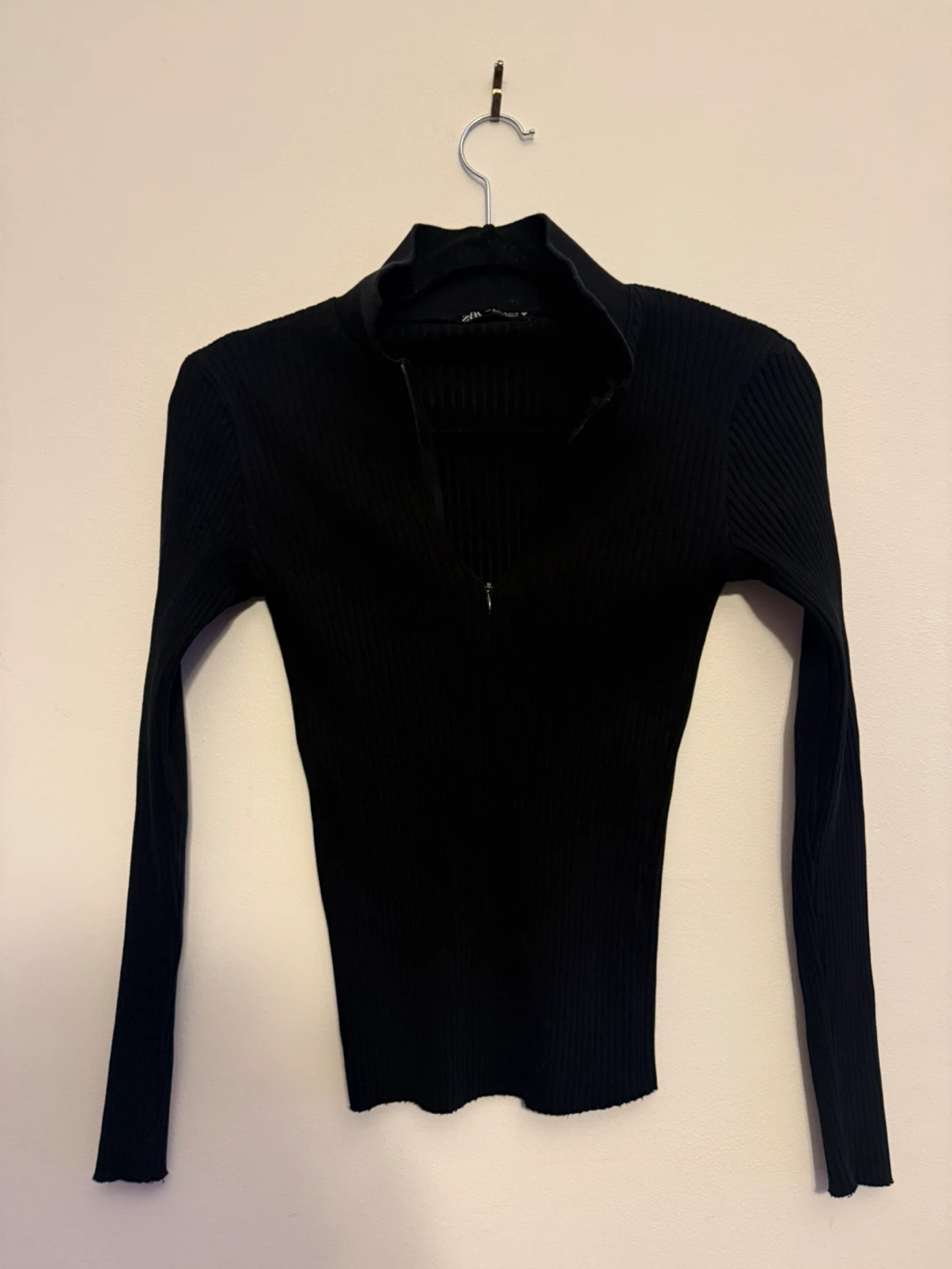 ZARA Black Ribbed Long Sleeve Top