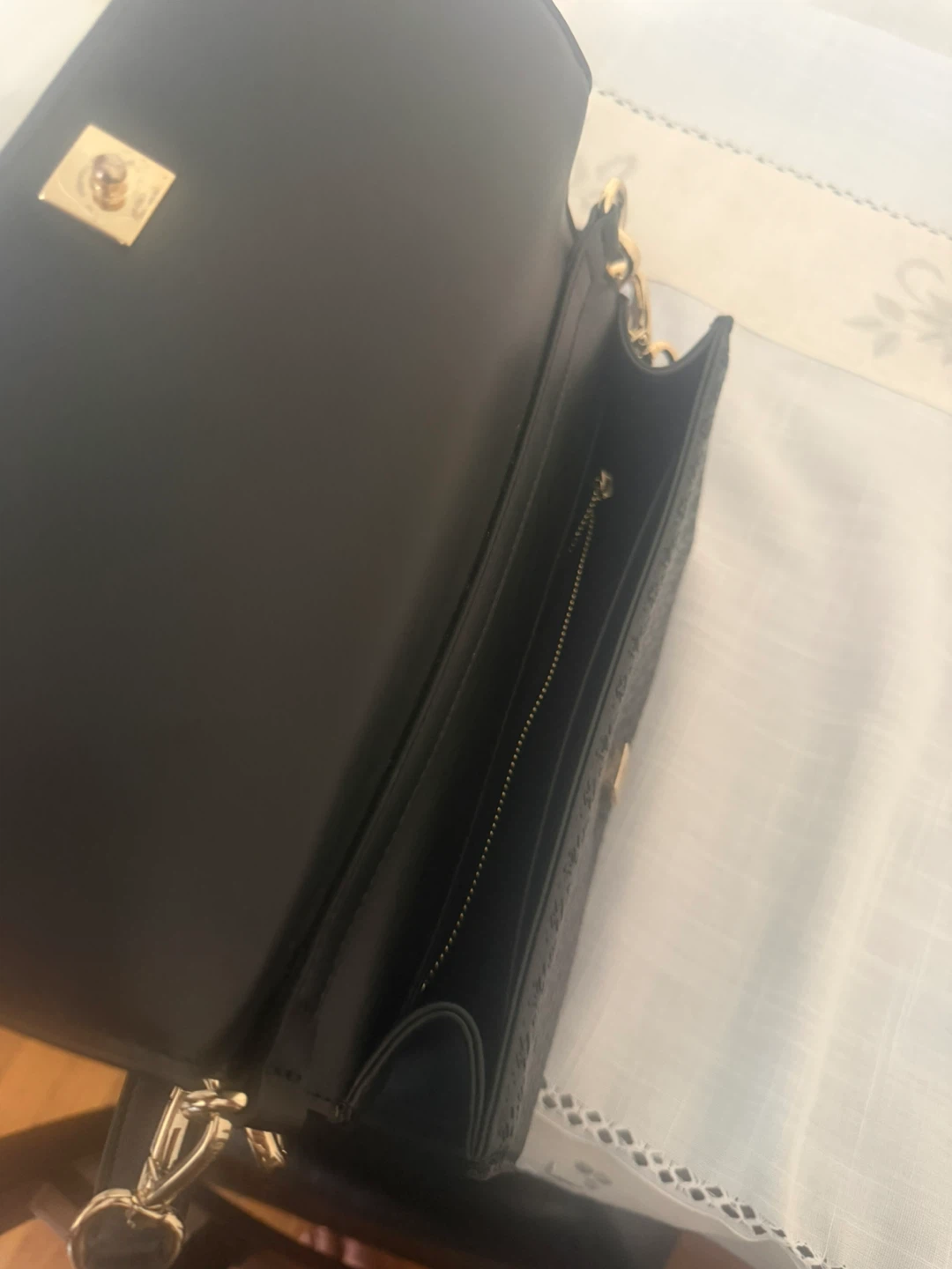 Tommy Hilfiger Black Embossed Shoulder Bag - photo 3