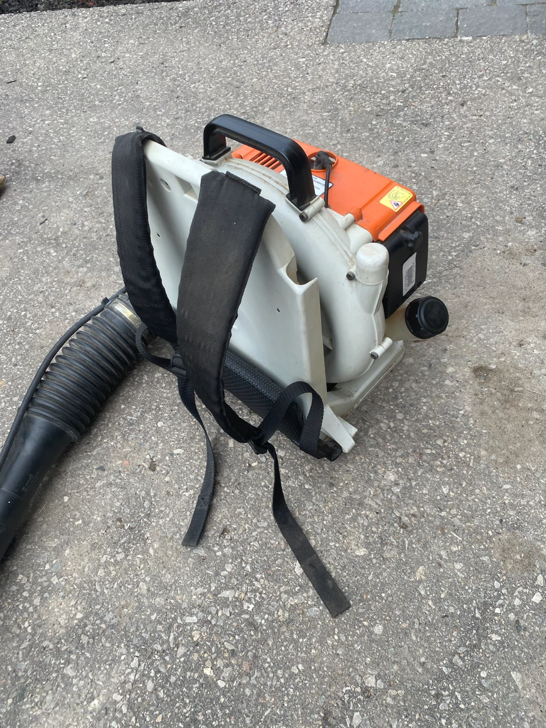 STIHL BR 400 Backpack Blower - photo 3