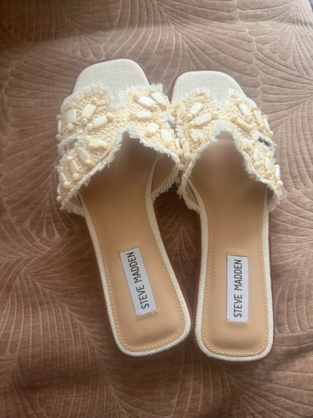 Steve Madden Embellished Flat Sandals - photo 3