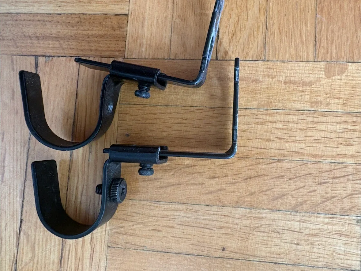IKEA Black Curtain Rod with Brackets - photo 4