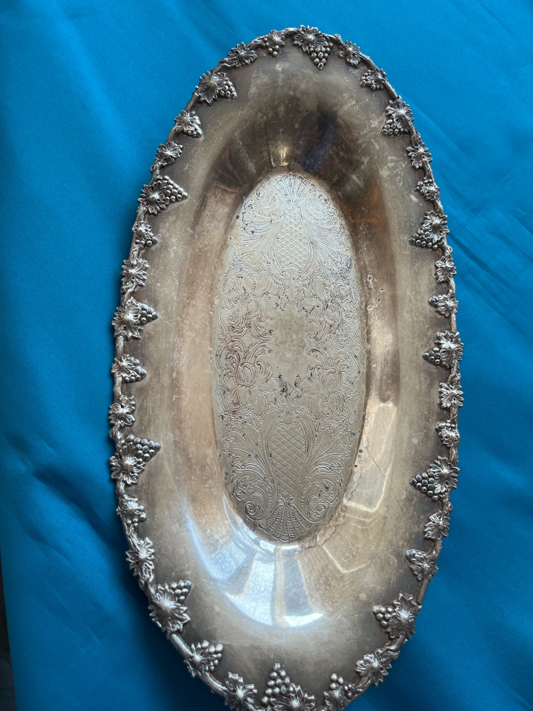 W.M. A.Rogers English Silver Plated Serving Tray - photo 5