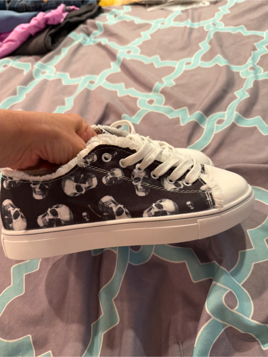 Skull Print Canvas Sneakers Size 39 - photo 3