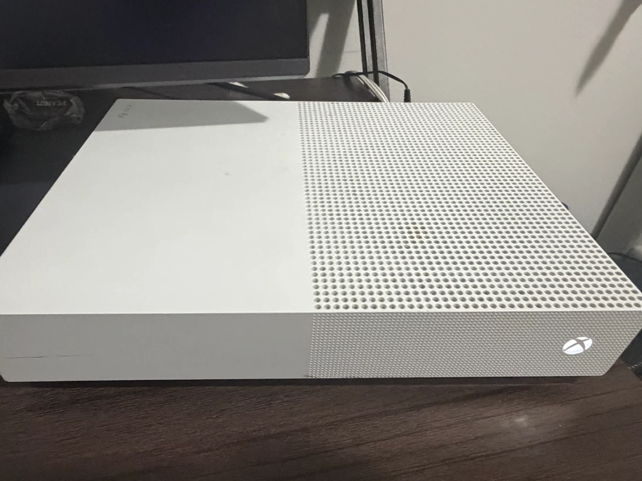 White Xbox One S - photo 2