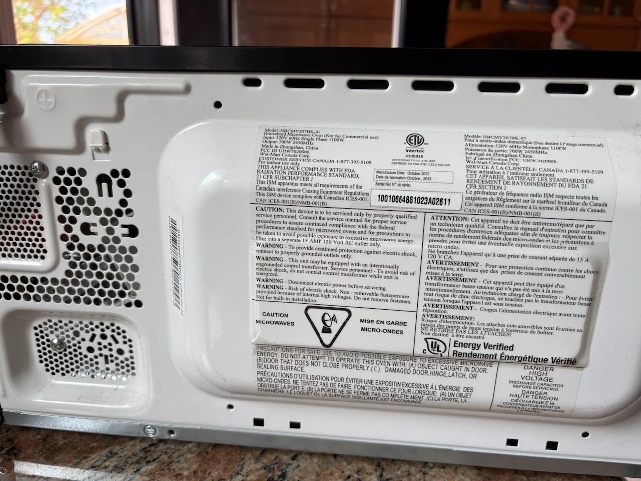 Check desc Hamilton Beach 0.7 cu. ft. Microwave - photo 3