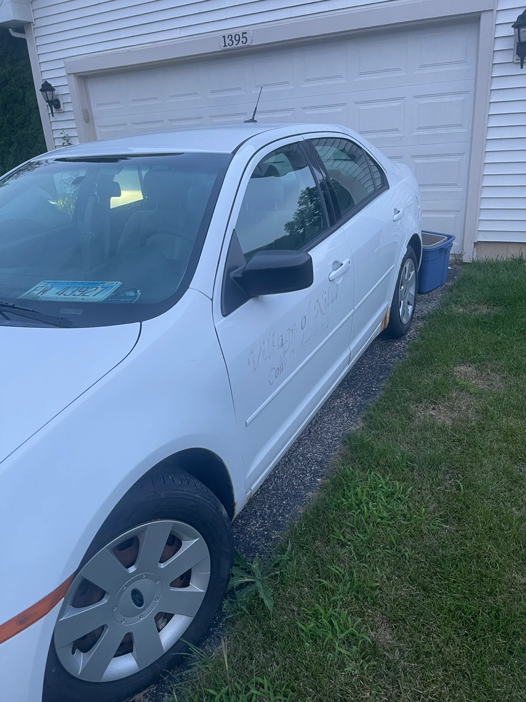 2007 White Ford Fusion Sedan - photo 3