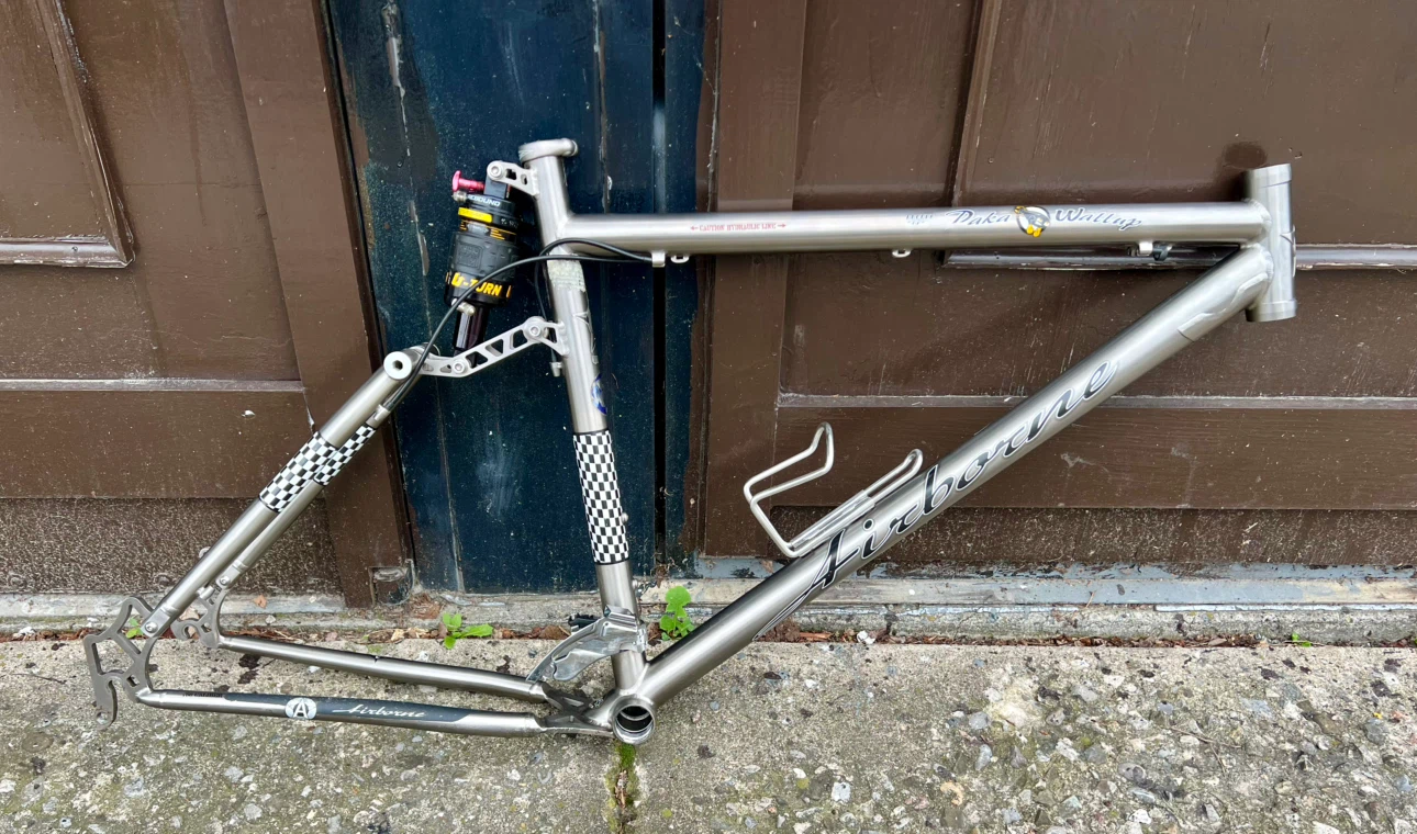 AIRBORNE Titanium Soft Tail MTB Bike Frame Medium Large 19”