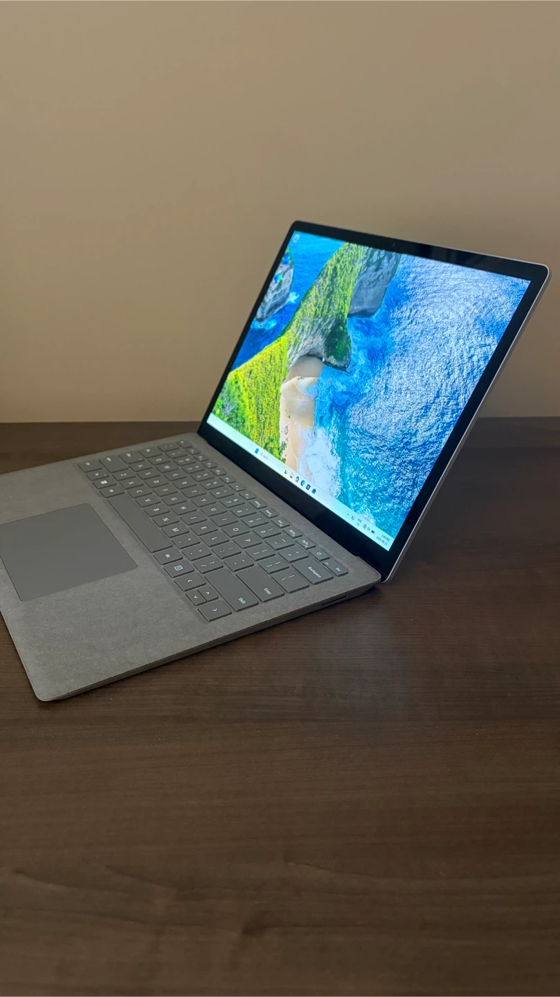 Microsoft Surface Laptop - photo 5