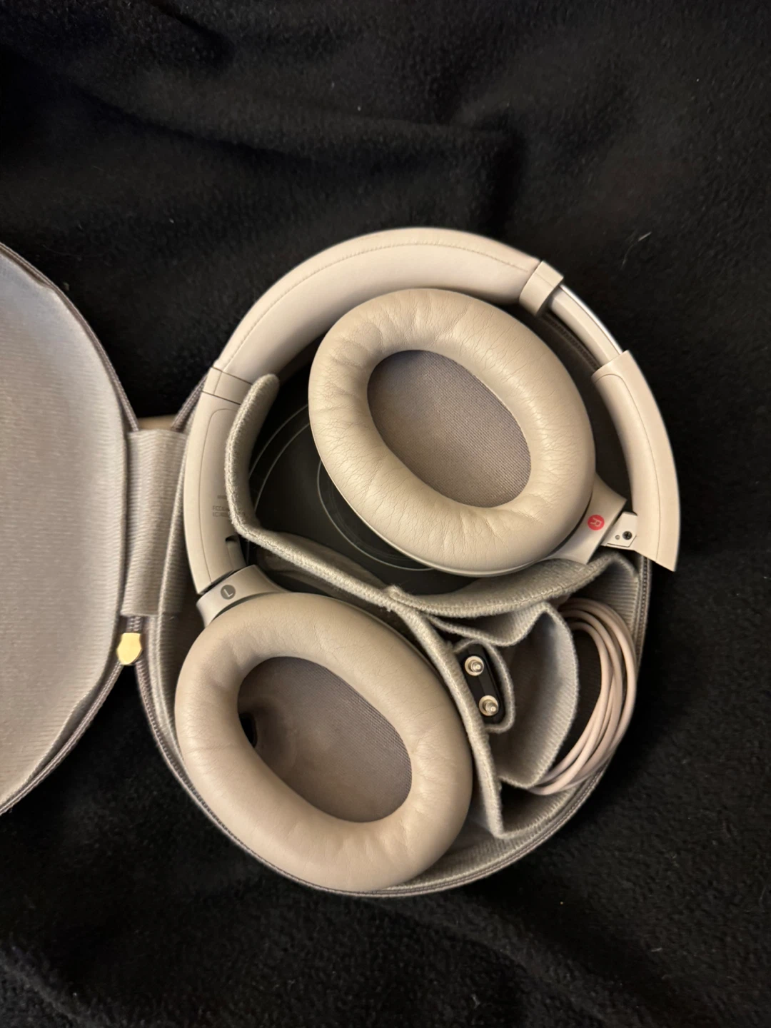 Sony WH-1000XM4 Wireless Noise Cancelling Headphones - photo 3