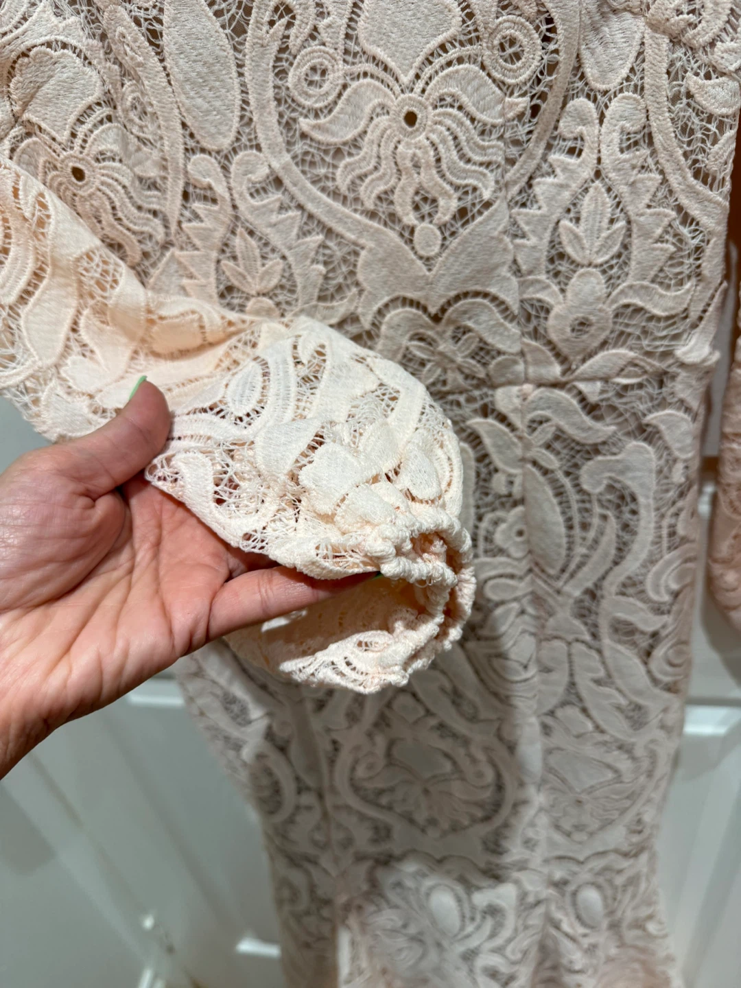 Women’s lace dresses - photo 3