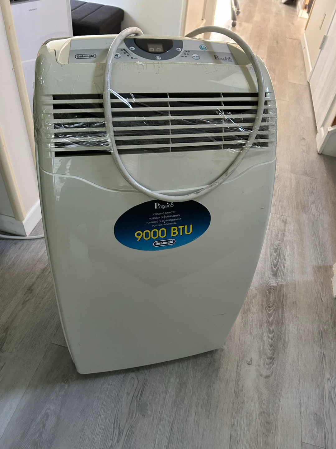 DeLonghi Pinguino 9000 BTU Portable Air Conditioner