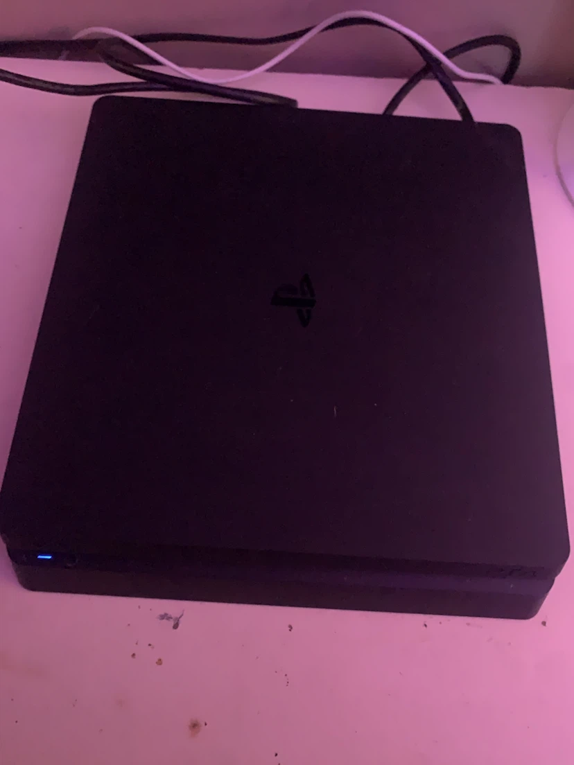 PlayStation 4 Slim Console - photo 2