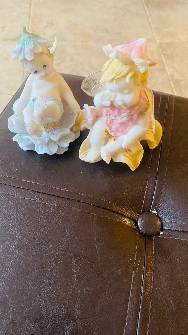 2-5 inch cherubs