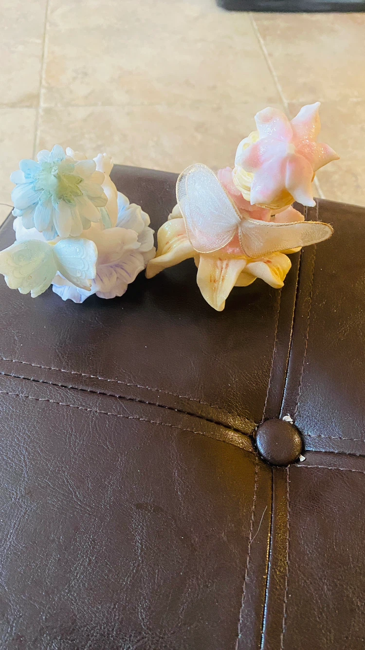 2-5 inch cherubs - photo 2