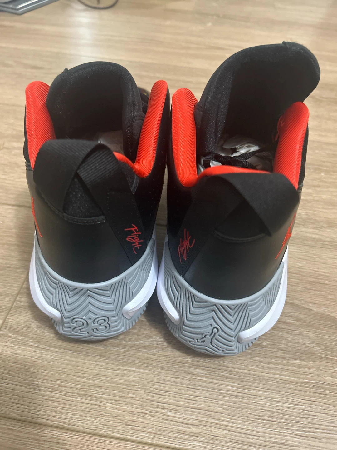 Nike Jordan "Flight" Basketball Shoes - photo 3