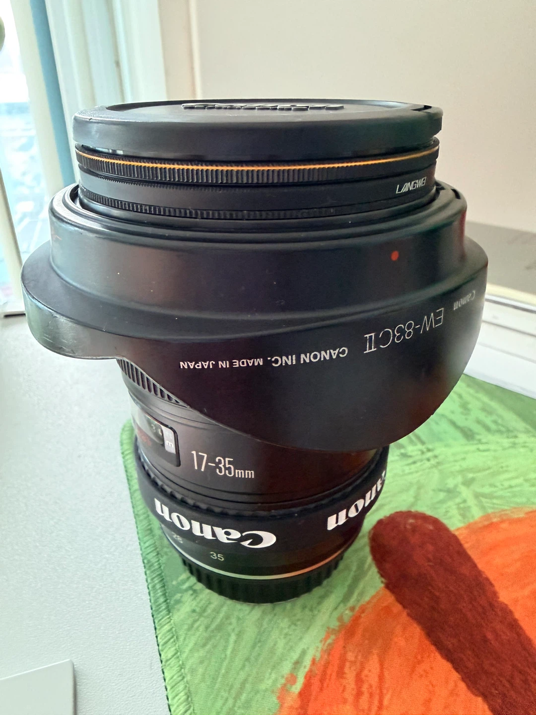 Canon EF 17-35mm F2.8 Lens