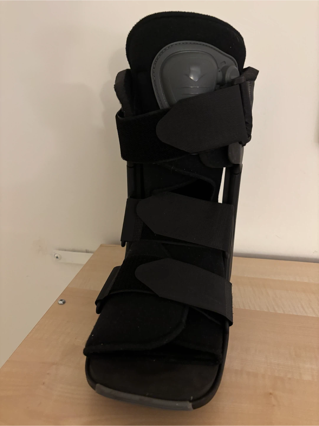 Medical boot - photo 2
