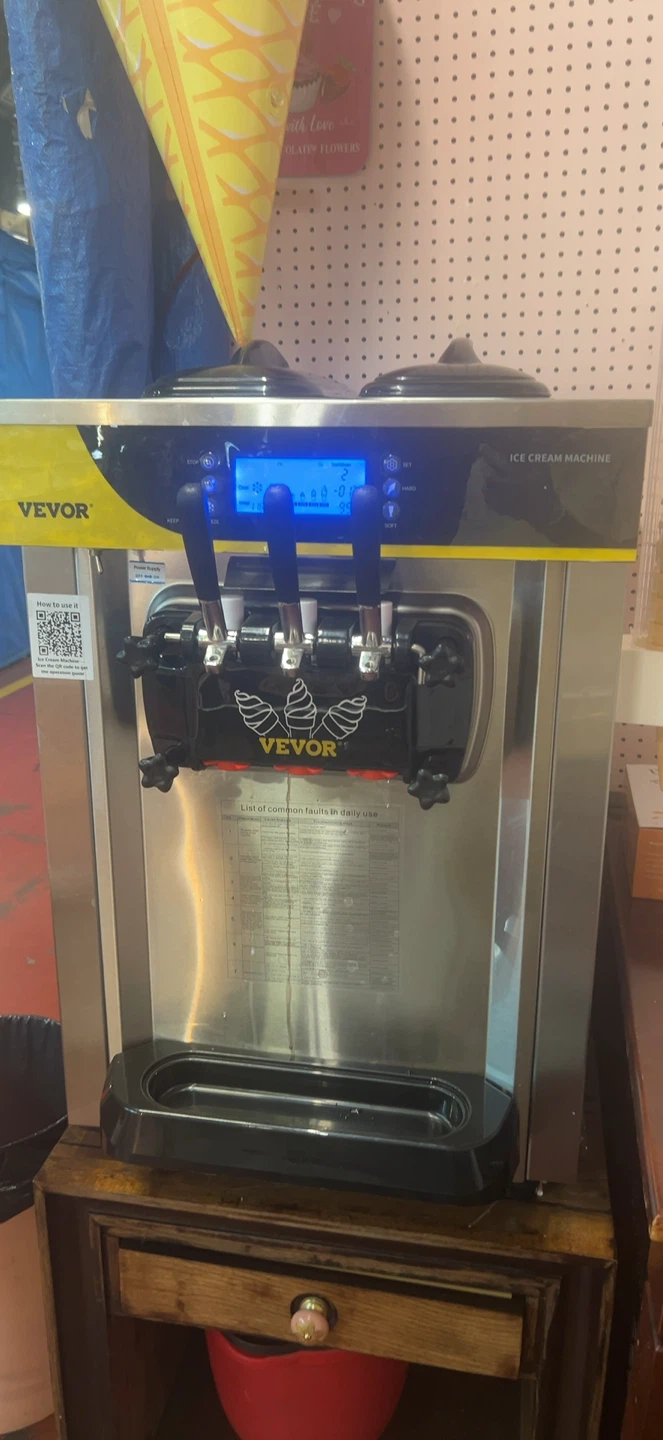 VEVOR Commercial Ice Cream Maker