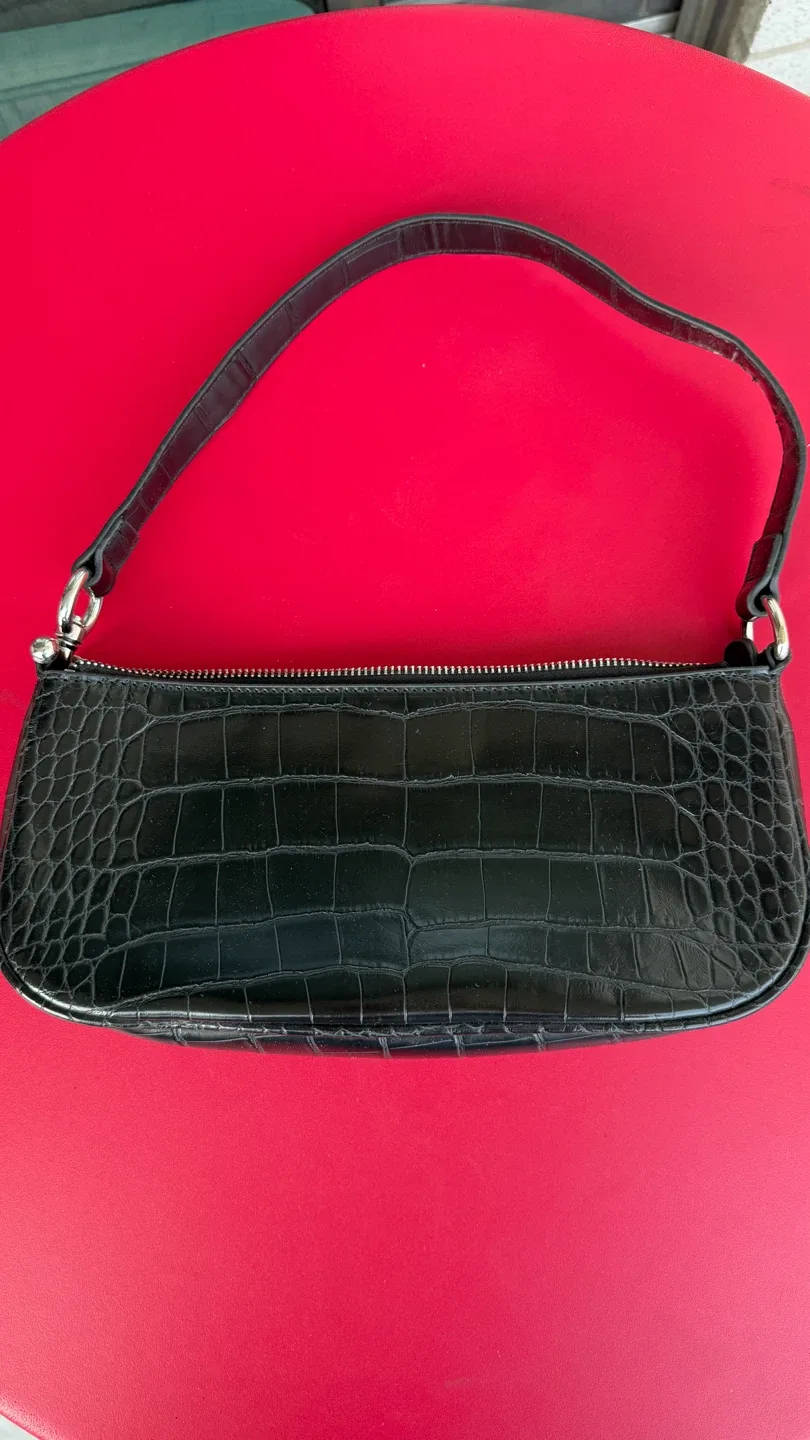 Black shoulder bag