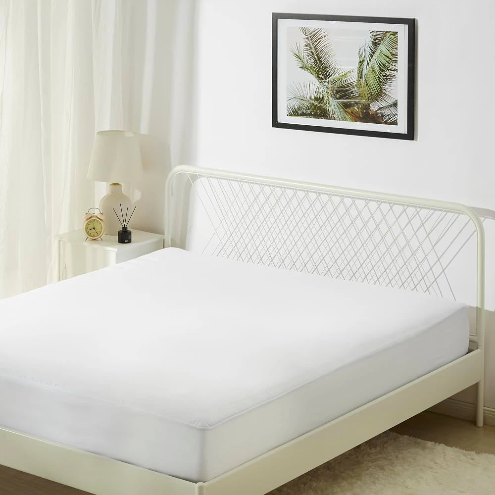 Mobilia Queen Size Mattress White
