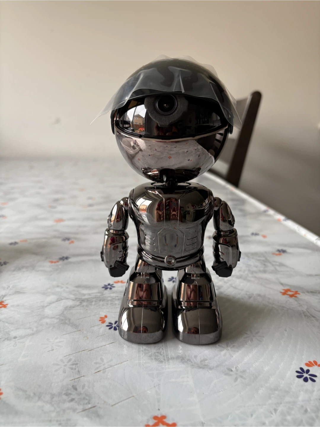 Robot WiFi Security Camera – Auto Tracking - photo 2