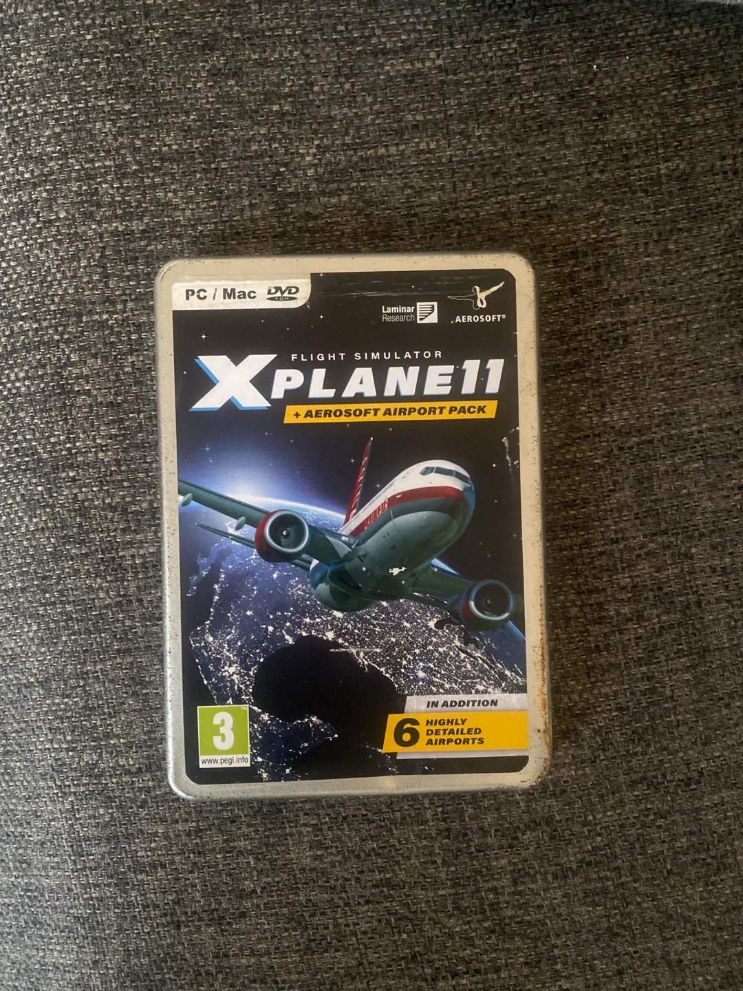 X-Plane 11 Flight Simulator + Aerosoft Airport Pack PC/Mac DVD