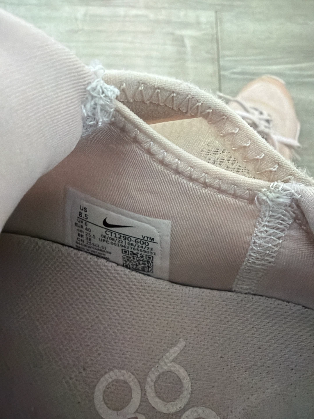 Nike Air Max 2090 Women's Shoes - photo 3