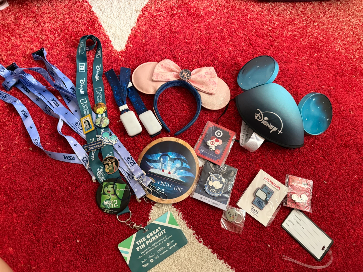 Disney pins and headbands D23 Collectibles