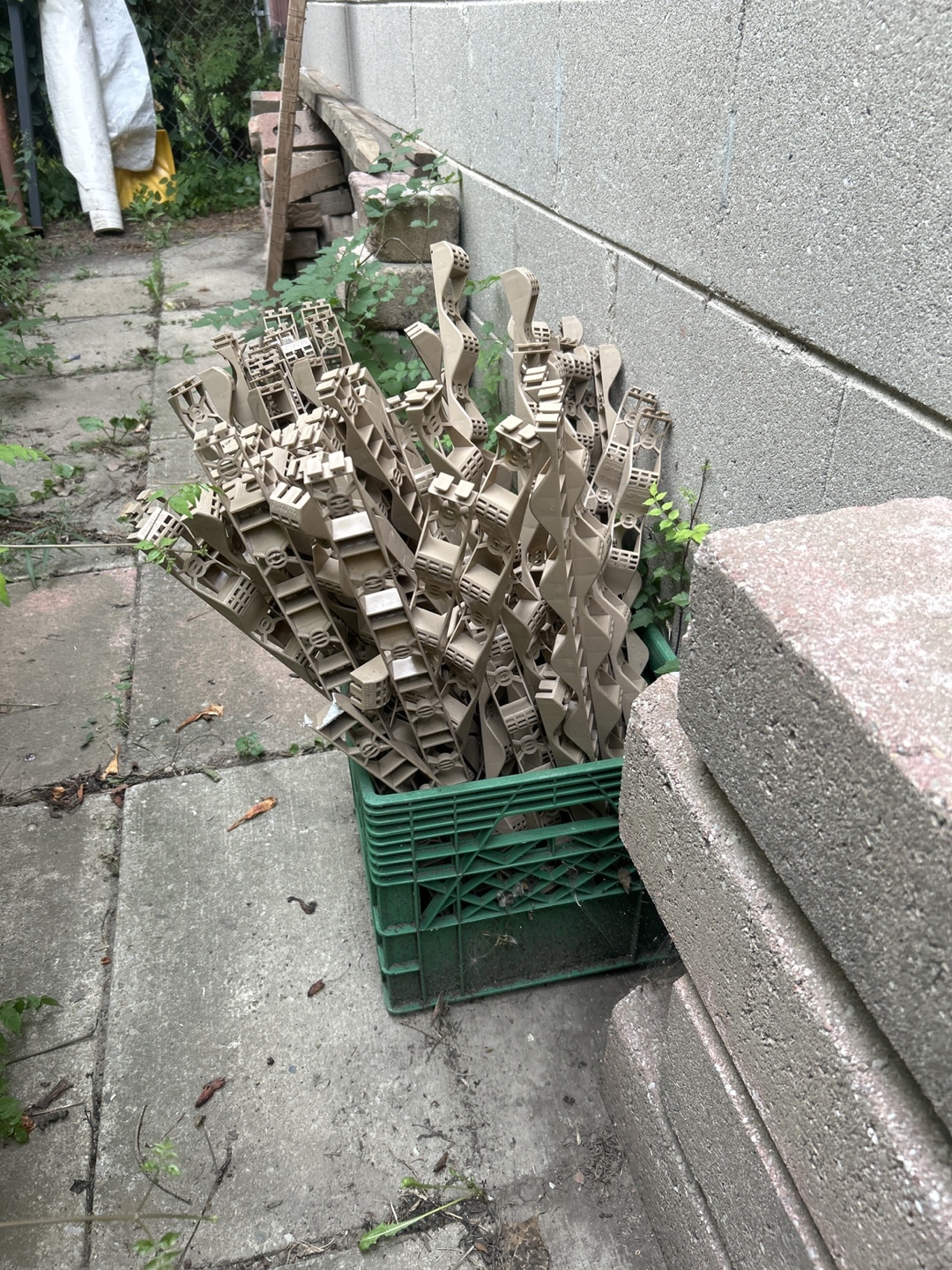 Roofing tool (Approx. 25-30 pcs) - photo 2