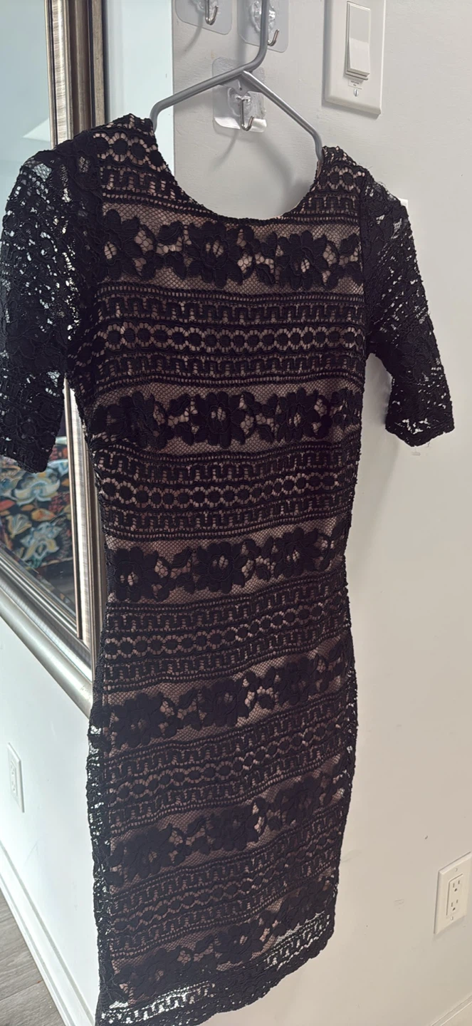 Black Lace Bodycon Dress