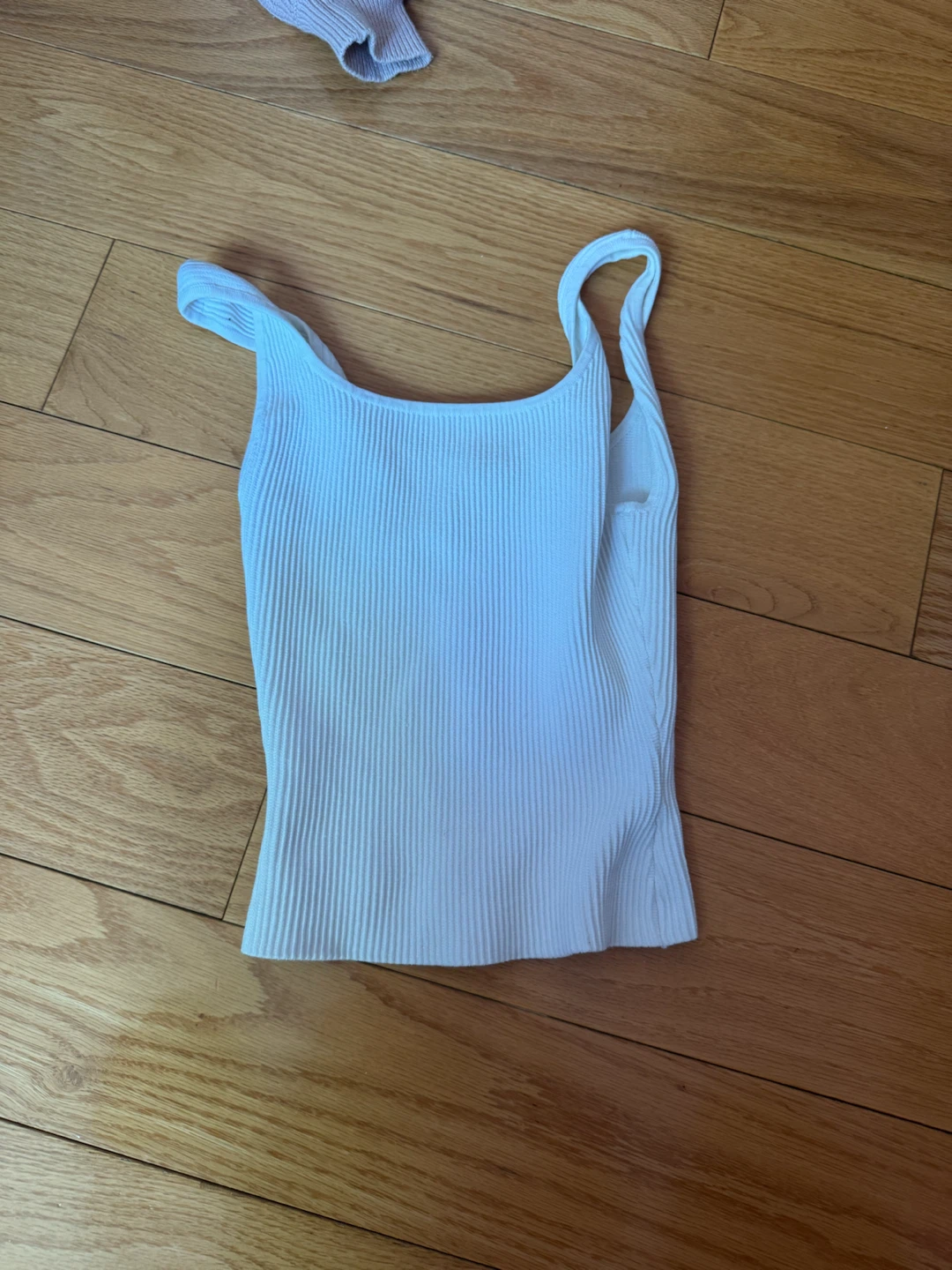 Aritzia White Ribbed Tank Top - 2XS