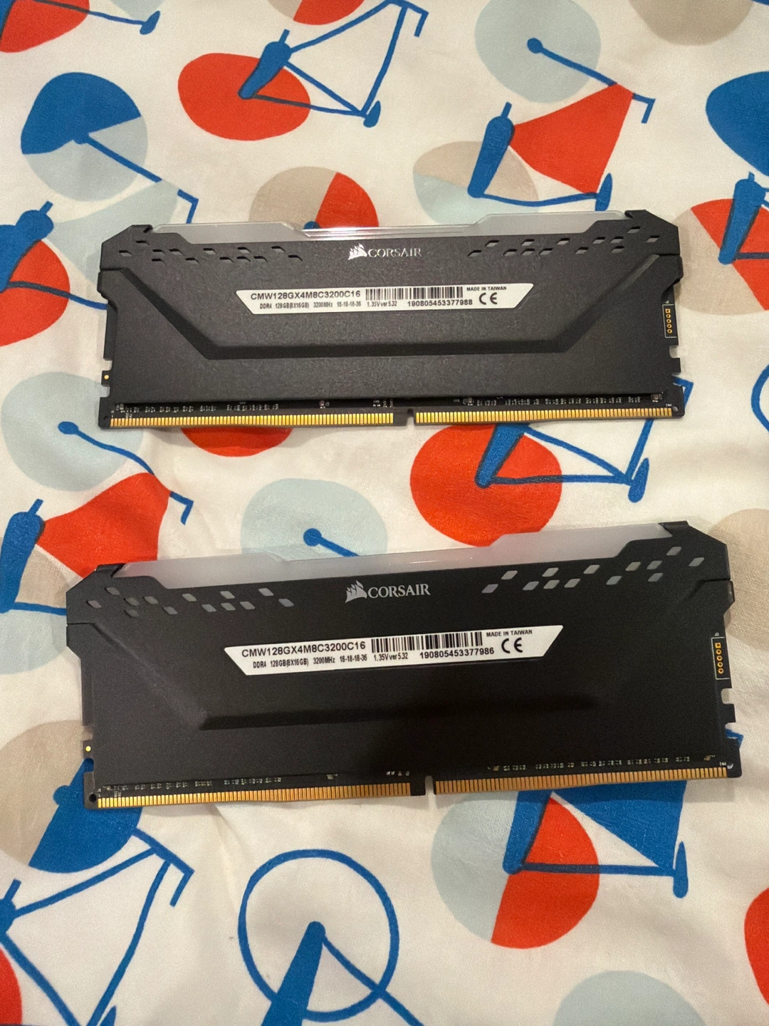 Corsair Vengeance RGB PRO 32 GB RAM - photo 2