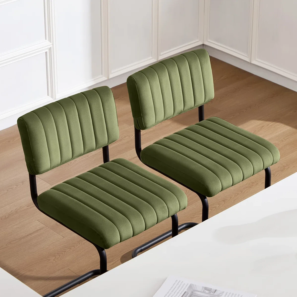 Set of 2 Green Velvet Bar Stools (Seat Height: 24”.6) - photo 5