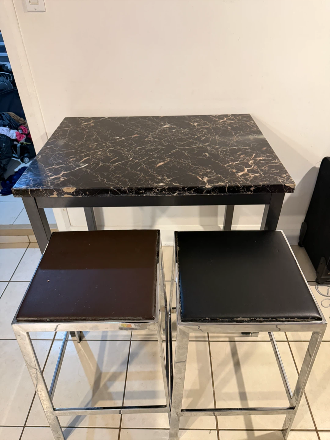 Marble Top Table with 2 Stools